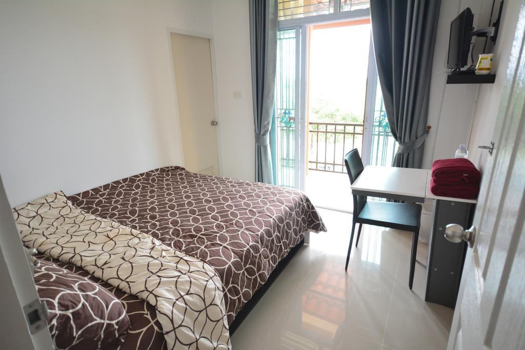 Jc Guesthouse @ Suratthani Airport Surat Thani Eksteriør billede