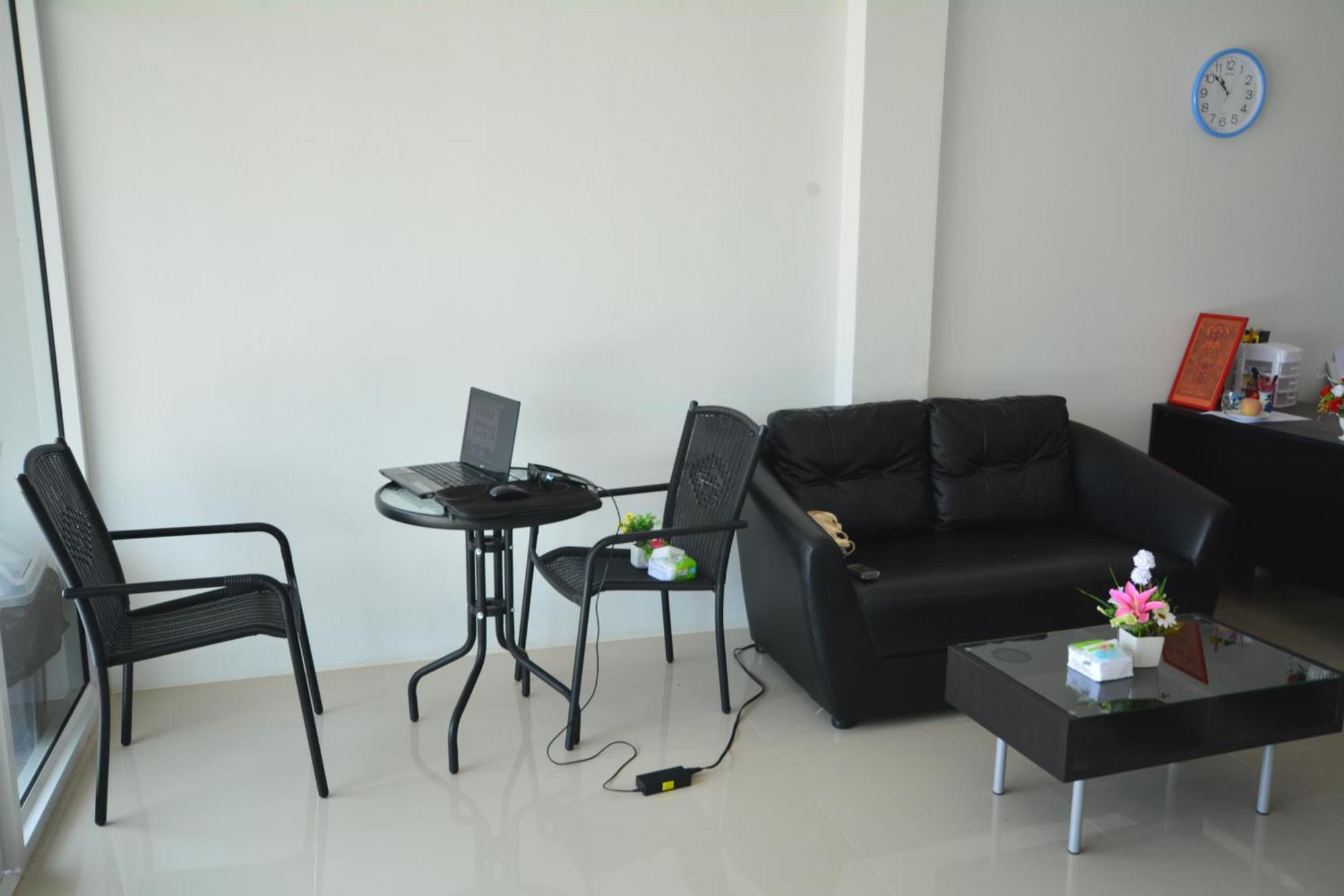 Jc Guesthouse @ Suratthani Airport Surat Thani Eksteriør billede