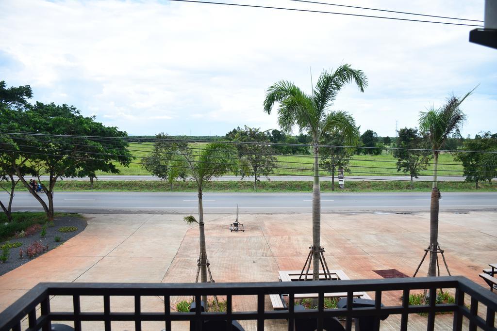 Jc Guesthouse @ Suratthani Airport Surat Thani Eksteriør billede