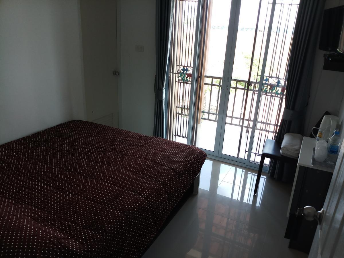 Jc Guesthouse @ Suratthani Airport Surat Thani Eksteriør billede