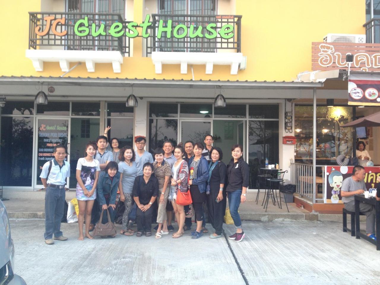 Jc Guesthouse @ Suratthani Airport Surat Thani Eksteriør billede