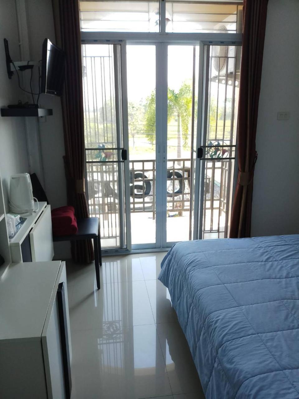 Jc Guesthouse @ Suratthani Airport Surat Thani Eksteriør billede